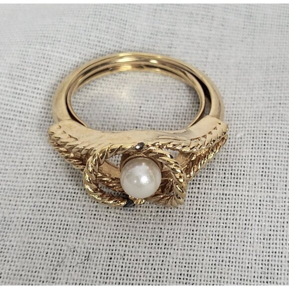 Vintage Avon Braided Rope Faux Pearl Ring Size 3.5-4.5 Gold Tone Pinky Knotted - Picture 2 of 9